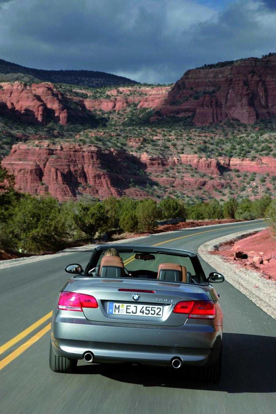 BMW 3-Series Convertible 2007 года  (фото 54 из 239)